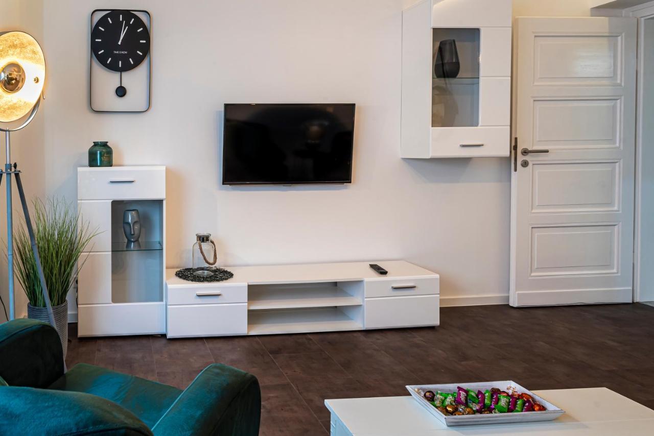 Komfortable Ferienwohnung In Halle Halle  Екстер'єр фото