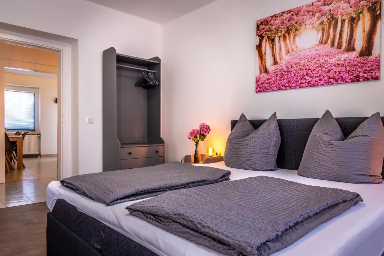 Komfortable Ferienwohnung In Halle Halle  Екстер'єр фото