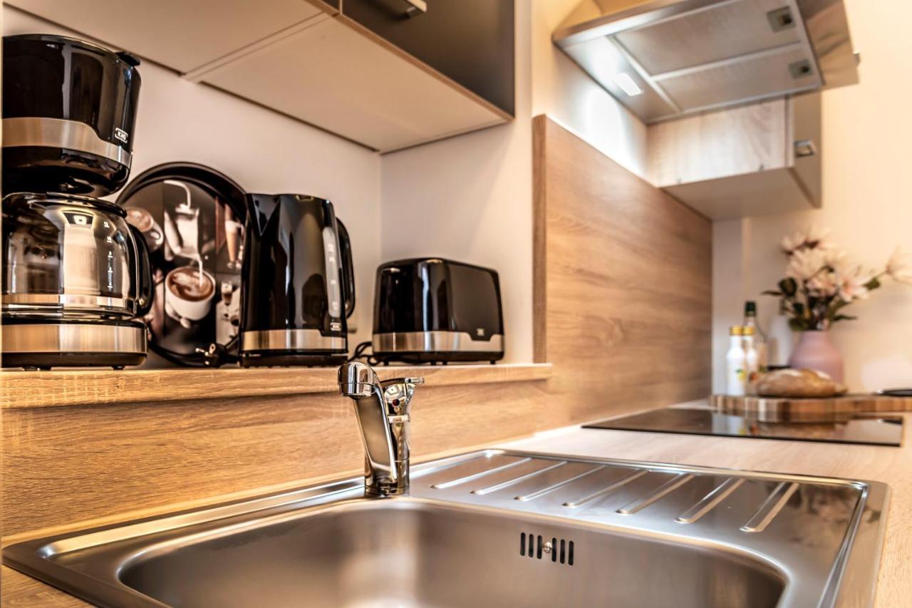 Komfortable Ferienwohnung In Halle Halle  Екстер'єр фото